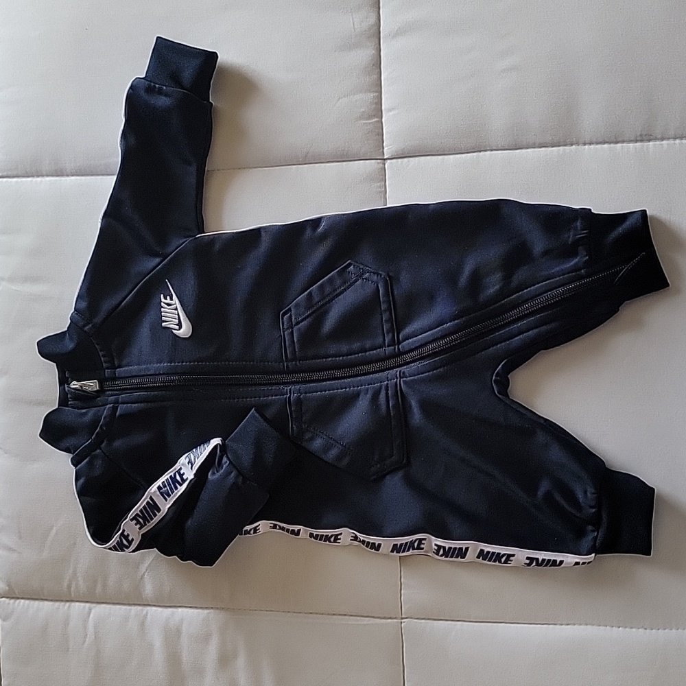 Nike Newborn One Piece